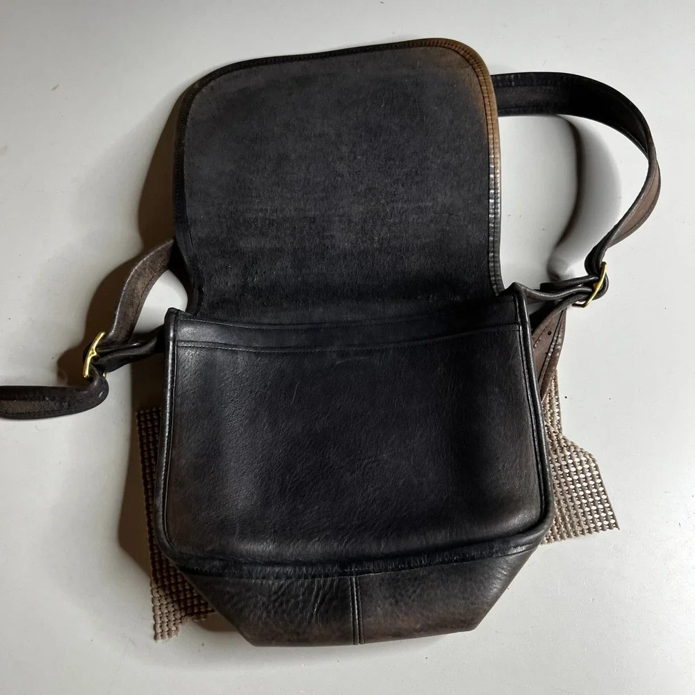 Coach vintage crossbody